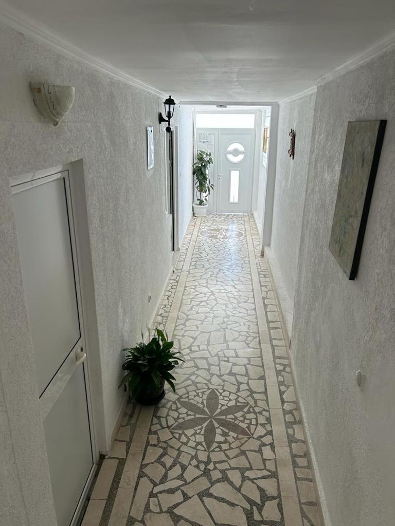 Apartments Doda Ulcinj Exterior foto